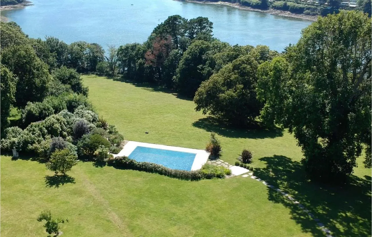 1 Bedroom Beautiful Apartment In Concarneau